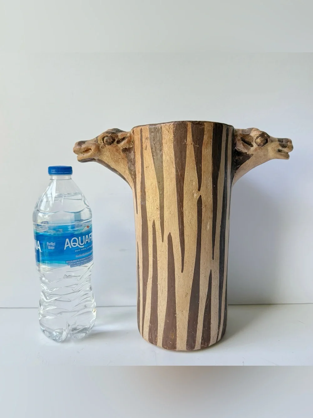Vintage African Safari Animal Okapia Bongo Double Head Striped Pottery Vase - Picture 2 of 15